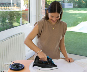 Cordless Steam Iron a 28.057 HUF